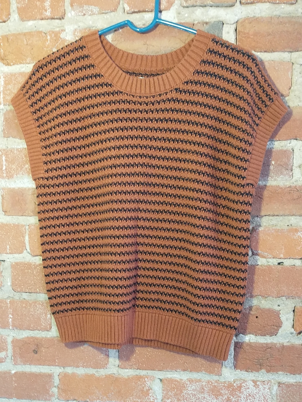 Rust Brown & Black Knit Sleeveless Sweater Vest